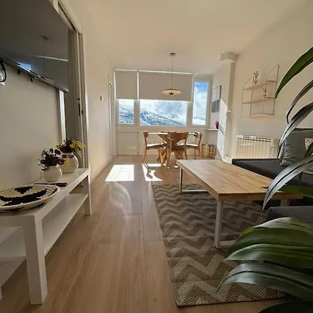 Apartment S.n. Holidays, Gorbea 2 Dormitorios, 6 Personas. *